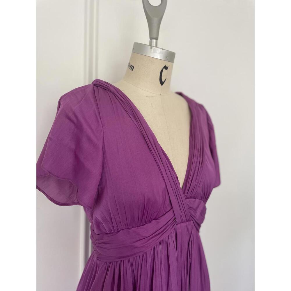 Anthropologie - Chic V-neck Short Purple Mini Dress with Flowy Sleeve, size 10 - Picture 5 of 12